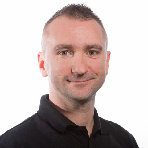 Armstrong Bell’s Senior Network and Telecoms Engineer Makes the Switch to Technical Sales